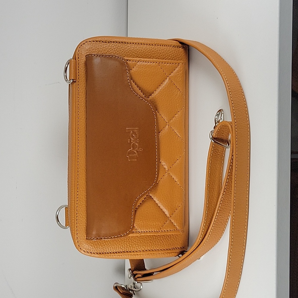 COPY - crossbody wallet